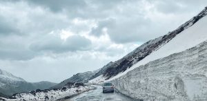 برف بهاری برخی مناطق آذربایجان‌شرقی را سفیدپوش کرد