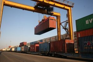 طراحی راهبرد برای دستیابی به ۵۴ میلیون تن حمل بار ریلی در سال ۱۴۰۴