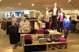 سهم ۳۰ درصدی قاچاق از بازار نساجی و پوشاک کشور