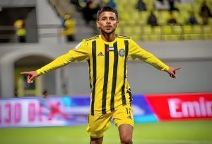 مهدی قایدی از سردار آزمون جلو زد