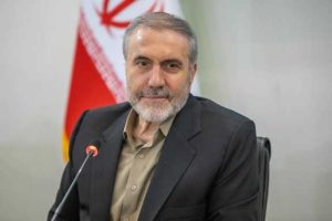 نیاز شرکت‌های دارویی به مواد اولیه/ تهیه دارو با کشت شقایق الیفرا قابل تأمین است