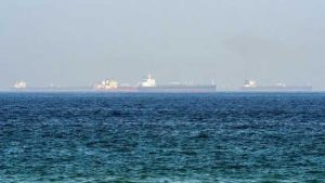 گزارش حادثه مشکوک در دریای عمان نزدیک امارات