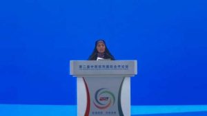 وزیر راه و شهرسازی: راه‌گذر ریل جنوبِ جاده ابریشم تکمیل می‌شود