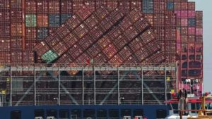 بحران تجاری آمریکا عمیق‌تر می‌شود