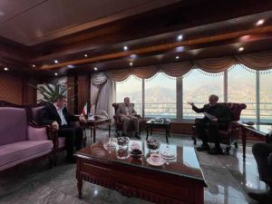 تسریع ساخت بیمارستان ۱۴۰۰ تخت‌خوابی شیراز/ زیرساخت‌های درمانی ارتقا یابد